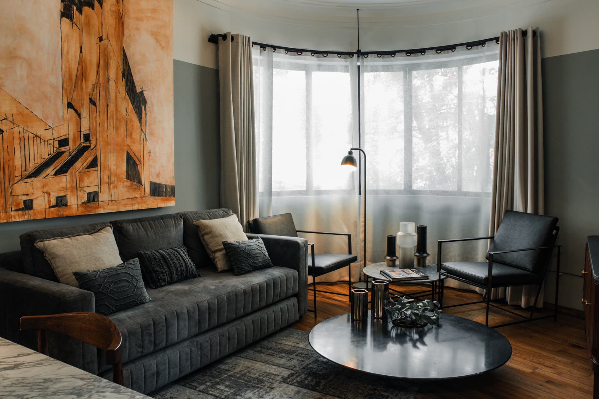 Suite Mahogany Living Room